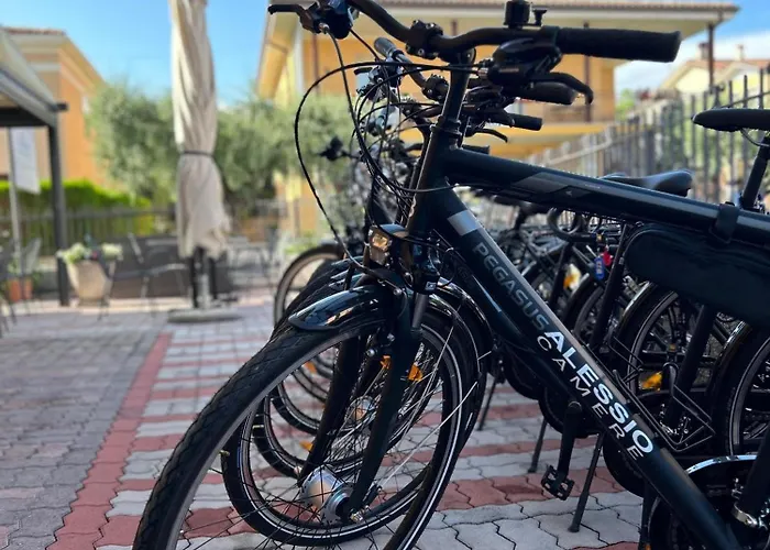 Alojamento de Acomodação e Pequeno-almoço Alessio 4*