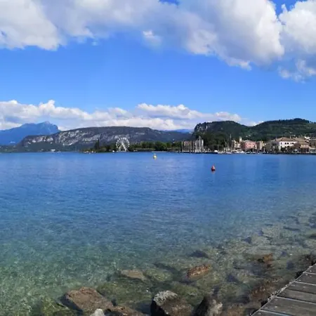 Alessio Oda ve Kahvaltı 4*