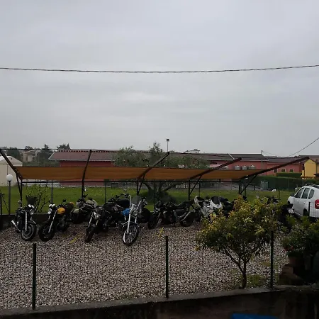 Bed and breakfast Alessio 4*